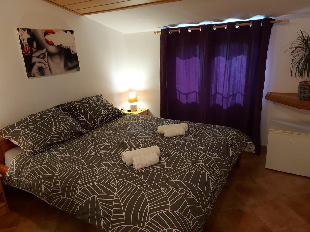 Ranch Radin Bed & Breakfast Brtonigla Exterior photo